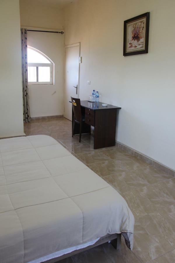 Luna Motel Naqoura Exterior foto